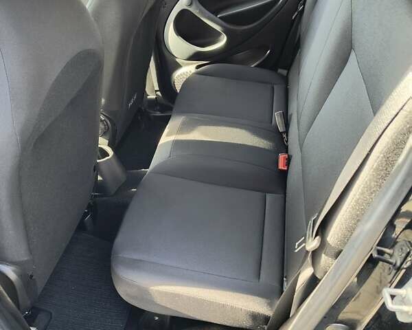 Черный Смарт EQ Forfour, объемом двигателя 0 л и пробегом 65 тыс. км за 8999 $, фото 13 на Automoto.ua