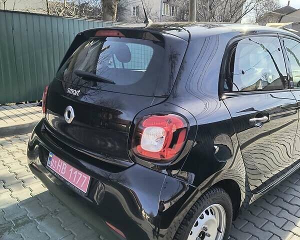 Чорний Смарт EQ Forfour, об'ємом двигуна 0 л та пробігом 65 тис. км за 8900 $, фото 5 на Automoto.ua