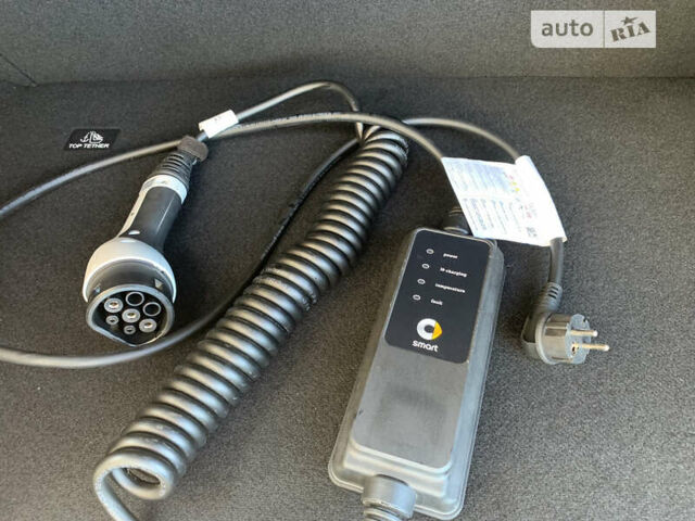 Черный Смарт EQ Forfour, объемом двигателя 0 л и пробегом 43 тыс. км за 8900 $, фото 38 на Automoto.ua