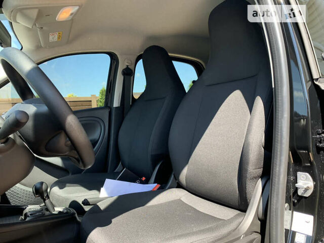 Черный Смарт EQ Forfour, объемом двигателя 0 л и пробегом 38 тыс. км за 9600 $, фото 16 на Automoto.ua