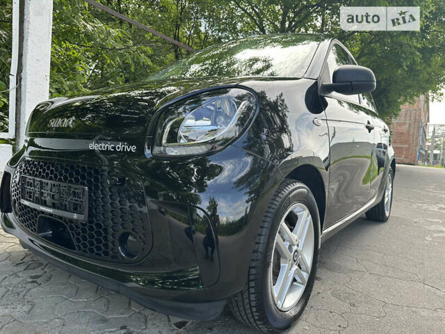 Черный Смарт EQ Forfour, объемом двигателя 0 л и пробегом 38 тыс. км за 9600 $, фото 46 на Automoto.ua