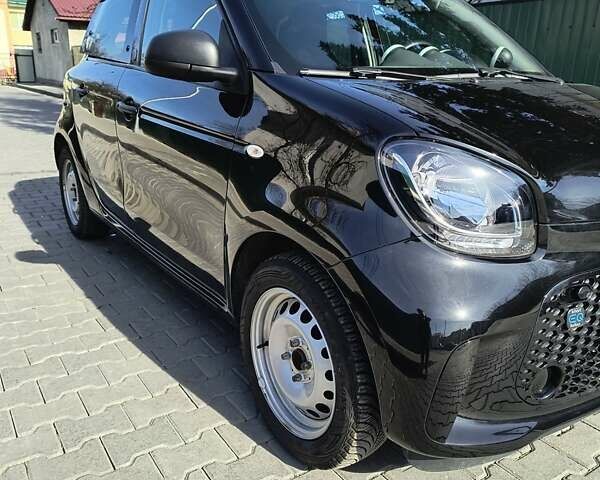 Чорний Смарт EQ Forfour, об'ємом двигуна 0 л та пробігом 65 тис. км за 8900 $, фото 7 на Automoto.ua