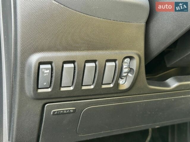Черный Смарт EQ Forfour, объемом двигателя 0 л и пробегом 76 тыс. км за 8900 $, фото 18 на Automoto.ua
