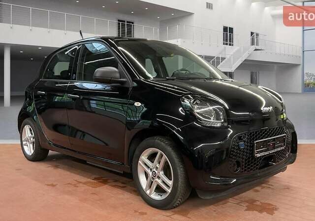 Черный Смарт EQ Forfour, объемом двигателя 0 л и пробегом 24 тыс. км за 12500 $, фото 2 на Automoto.ua