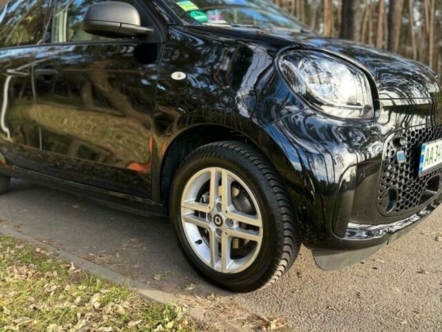 Черный Смарт EQ Forfour, объемом двигателя 0 л и пробегом 22 тыс. км за 10599 $, фото 11 на Automoto.ua