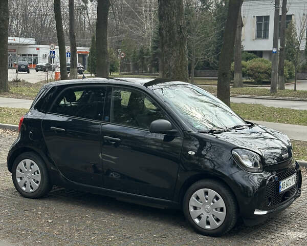 Черный Смарт EQ Forfour, объемом двигателя 0 л и пробегом 33 тыс. км за 9500 $, фото 3 на Automoto.ua