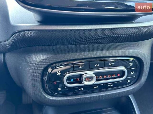 Черный Смарт EQ Forfour, объемом двигателя 0 л и пробегом 31 тыс. км за 11800 $, фото 11 на Automoto.ua