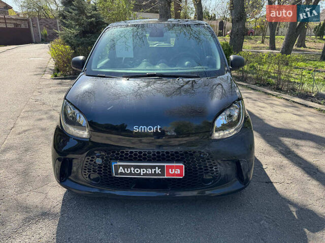 Чорний Смарт EQ Forfour, об'ємом двигуна 0.1 л та пробігом 40 тис. км за 9390 $, фото 1 на Automoto.ua
