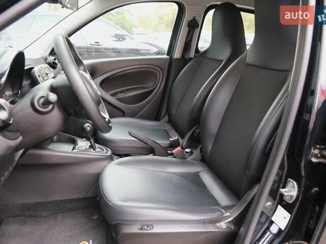 Черный Смарт EQ Forfour, объемом двигателя 0 л и пробегом 44 тыс. км за 9900 $, фото 6 на Automoto.ua