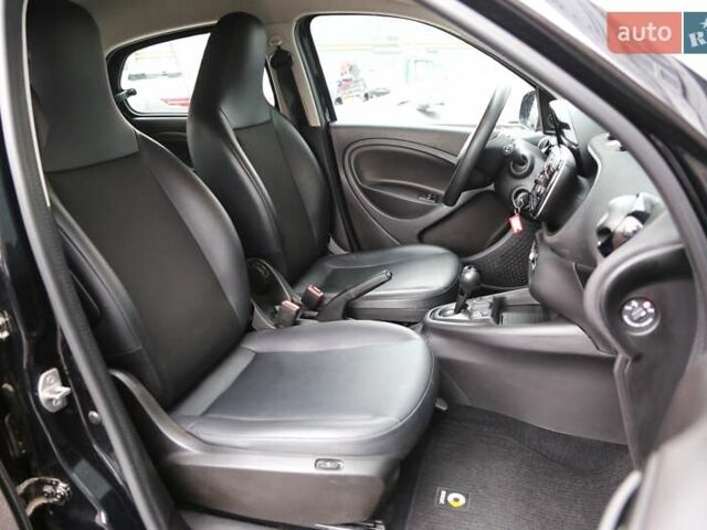Черный Смарт EQ Forfour, объемом двигателя 0 л и пробегом 44 тыс. км за 9900 $, фото 9 на Automoto.ua