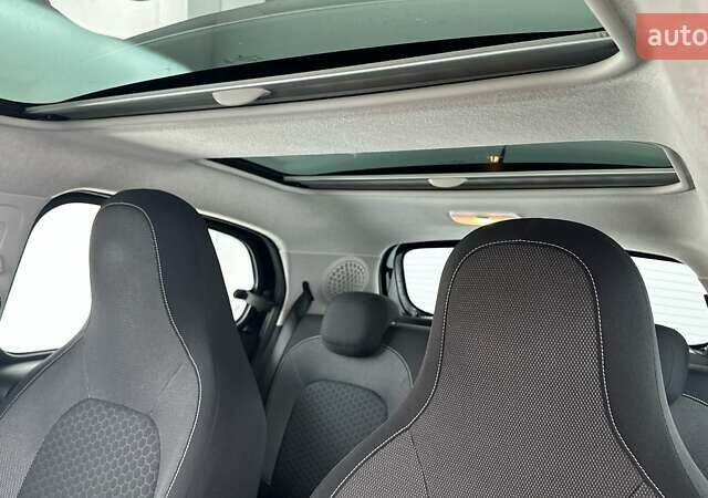 Чорний Смарт EQ Forfour, об'ємом двигуна 0 л та пробігом 53 тис. км за 13450 $, фото 13 на Automoto.ua