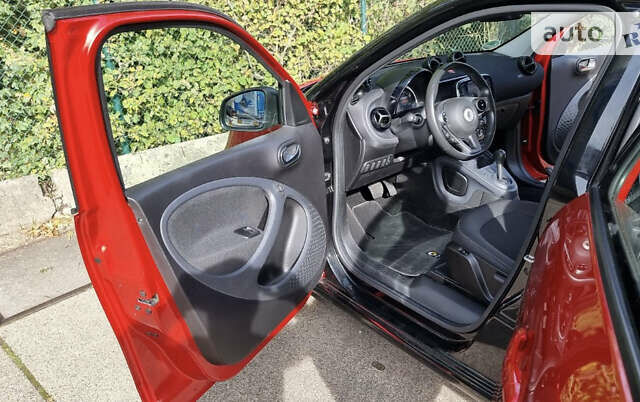 Красный Смарт EQ Forfour, объемом двигателя 0 л и пробегом 50 тыс. км за 15960 $, фото 7 на Automoto.ua