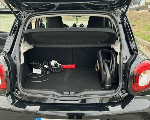 Смарт EQ Forfour, объемом двигателя 0 л и пробегом 32 тыс. км за 12900 $, фото 57 на Automoto.ua