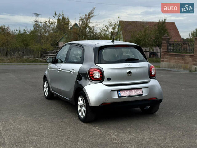 Сірий Смарт EQ Forfour, об'ємом двигуна 0 л та пробігом 51 тис. км за 9500 $, фото 8 на Automoto.ua