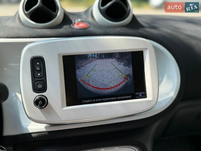 Серый Смарт EQ Forfour, объемом двигателя 0 л и пробегом 17 тыс. км за 9900 $, фото 15 на Automoto.ua