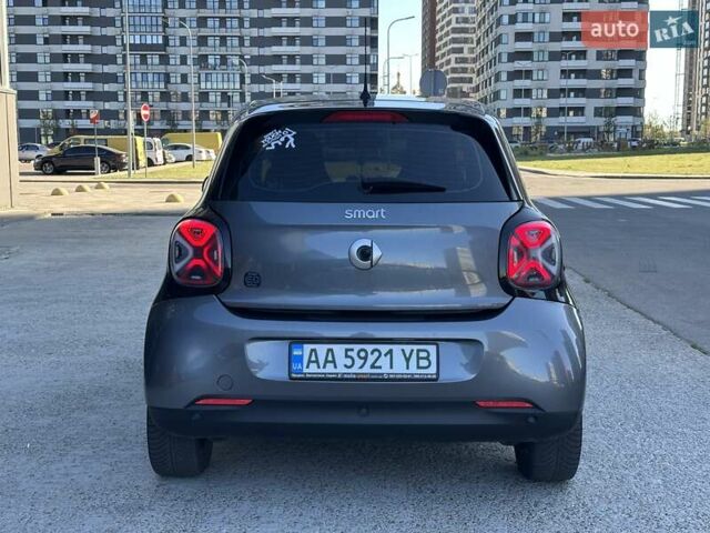 Сірий Смарт EQ Forfour, об'ємом двигуна 0 л та пробігом 46 тис. км за 12500 $, фото 14 на Automoto.ua
