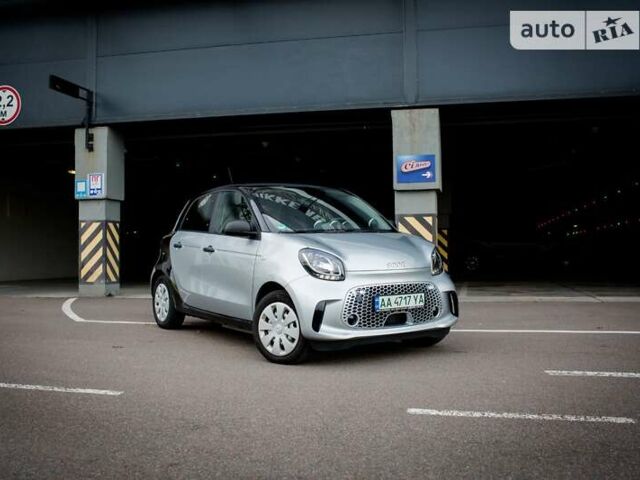 Сірий Смарт EQ Forfour, об'ємом двигуна 0 л та пробігом 40 тис. км за 12900 $, фото 1 на Automoto.ua