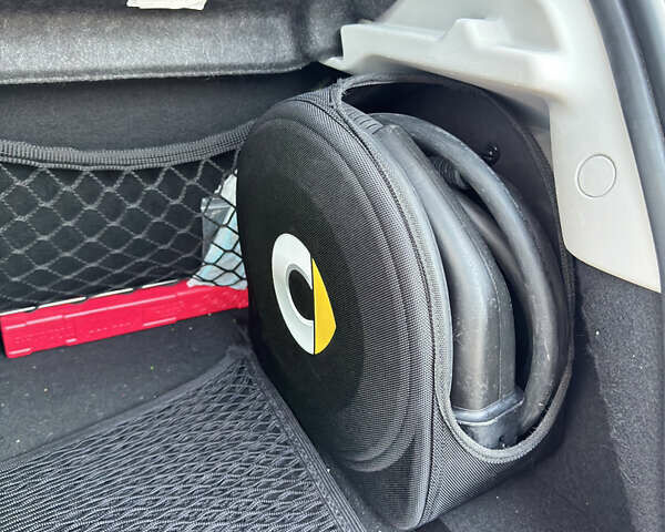 Серый Смарт EQ Forfour, объемом двигателя 0 л и пробегом 47 тыс. км за 11000 $, фото 9 на Automoto.ua