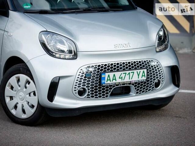 Сірий Смарт EQ Forfour, об'ємом двигуна 0 л та пробігом 40 тис. км за 12900 $, фото 12 на Automoto.ua