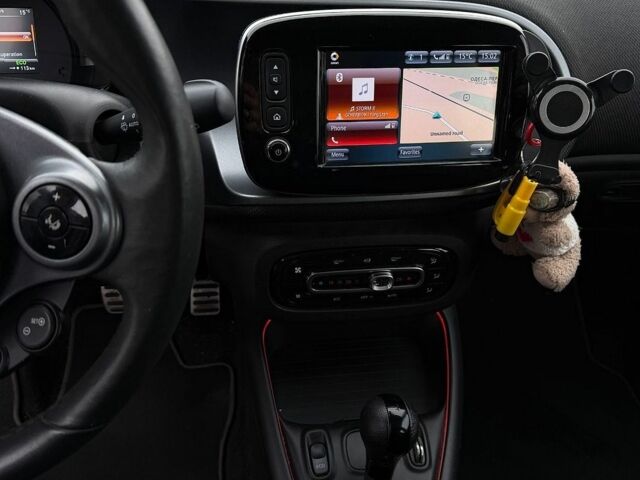 Сірий Смарт EQ Forfour, об'ємом двигуна 0 л та пробігом 54 тис. км за 9900 $, фото 14 на Automoto.ua