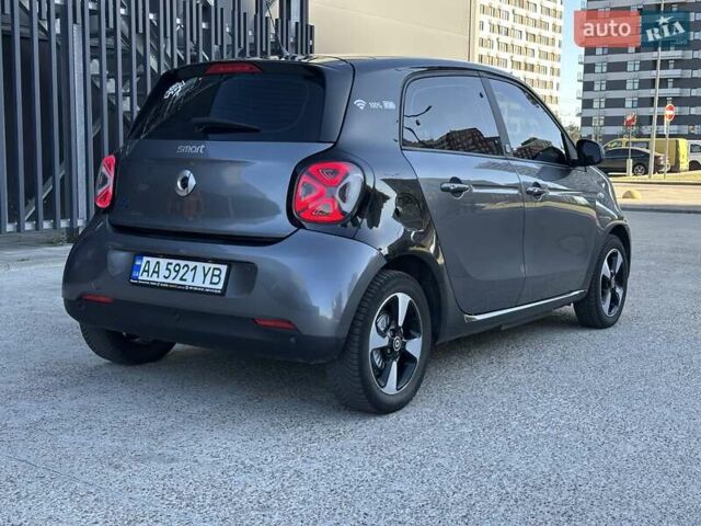 Сірий Смарт EQ Forfour, об'ємом двигуна 0 л та пробігом 46 тис. км за 12500 $, фото 16 на Automoto.ua