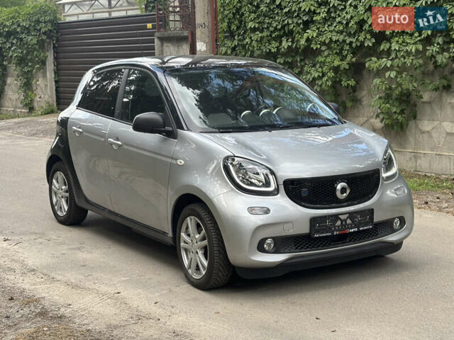 Серый Смарт EQ Forfour, объемом двигателя 0 л и пробегом 16 тыс. км за 10000 $, фото 2 на Automoto.ua