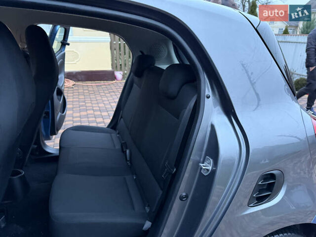 Синий Смарт EQ Forfour, объемом двигателя 0 л и пробегом 33 тыс. км за 9900 $, фото 21 на Automoto.ua