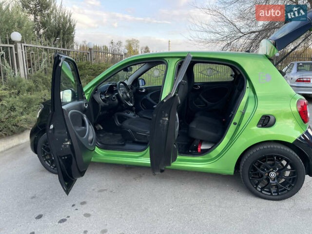 Зеленый Смарт EQ Forfour, объемом двигателя 0 л и пробегом 64 тыс. км за 9500 $, фото 10 на Automoto.ua