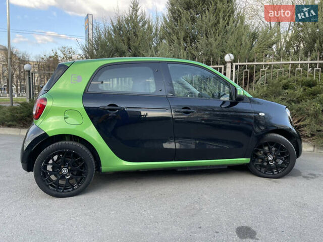 Зеленый Смарт EQ Forfour, объемом двигателя 0 л и пробегом 64 тыс. км за 9500 $, фото 7 на Automoto.ua