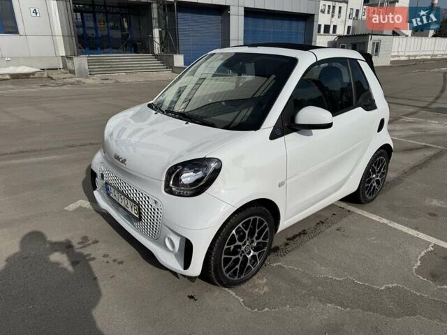 Білий Смарт EQ Fortwo, об'ємом двигуна 0 л та пробігом 21 тис. км за 13700 $, фото 8 на Automoto.ua