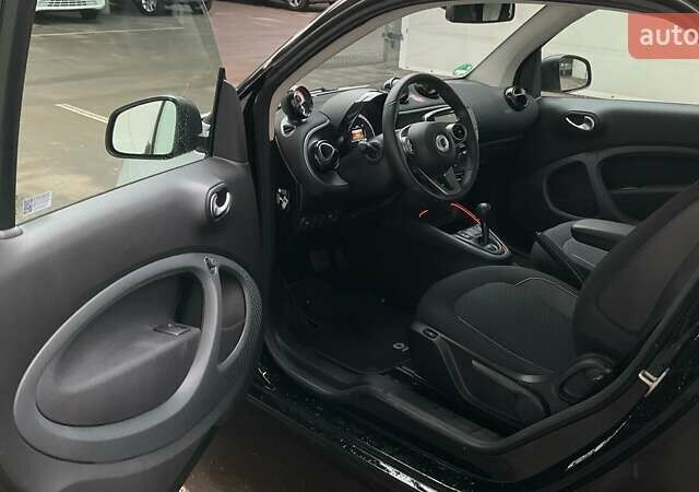 Белый Смарт EQ Fortwo, объемом двигателя 0 л и пробегом 32 тыс. км за 13450 $, фото 9 на Automoto.ua