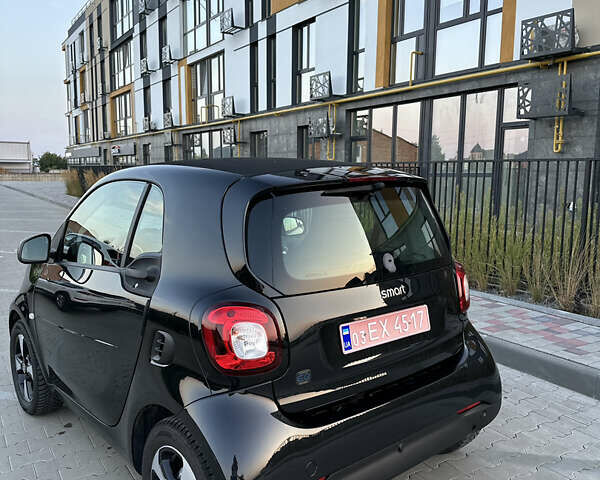 Черный Смарт EQ Fortwo, объемом двигателя 0 л и пробегом 38 тыс. км за 8999 $, фото 21 на Automoto.ua
