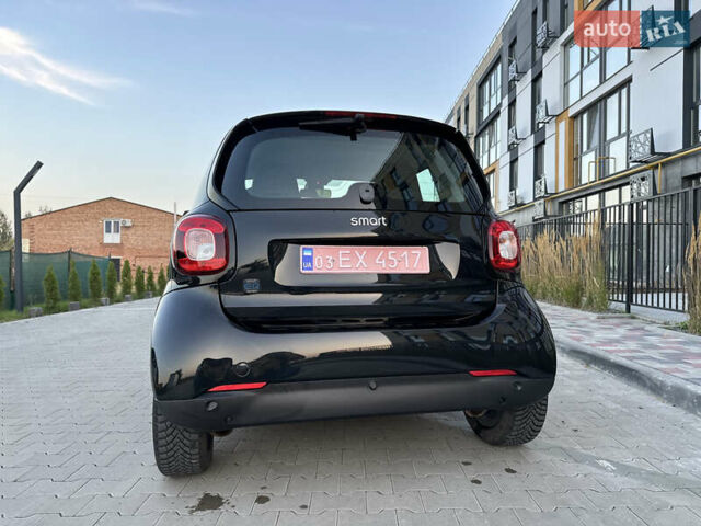 Черный Смарт EQ Fortwo, объемом двигателя 0 л и пробегом 38 тыс. км за 8999 $, фото 17 на Automoto.ua