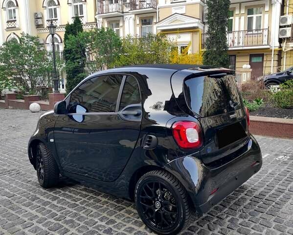 Черный Смарт EQ Fortwo, объемом двигателя 0 л и пробегом 15 тыс. км за 14100 $, фото 9 на Automoto.ua