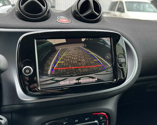 Черный Смарт EQ Fortwo, объемом двигателя 0 л и пробегом 32 тыс. км за 13500 $, фото 16 на Automoto.ua