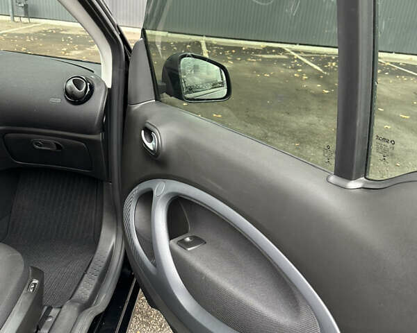 Черный Смарт EQ Fortwo, объемом двигателя 0 л и пробегом 32 тыс. км за 13500 $, фото 13 на Automoto.ua