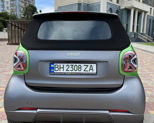 Зеленый Смарт EQ Fortwo, объемом двигателя 0 л и пробегом 66 тыс. км за 11500 $, фото 7 на Automoto.ua