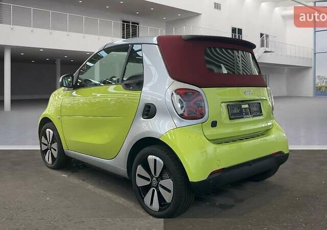 Зеленый Смарт EQ Fortwo, объемом двигателя 0 л и пробегом 6 тыс. км за 15500 $, фото 1 на Automoto.ua