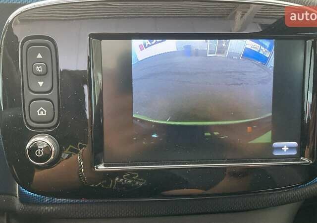 Зеленый Смарт EQ Fortwo, объемом двигателя 0 л и пробегом 6 тыс. км за 15500 $, фото 17 на Automoto.ua