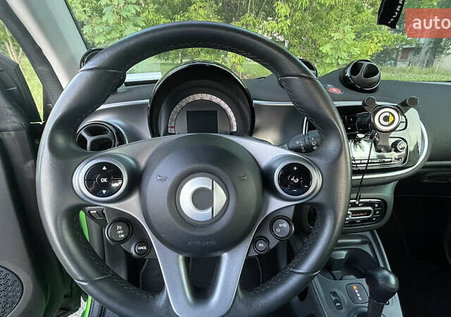 Зеленый Смарт EQ Fortwo, объемом двигателя 0 л и пробегом 48 тыс. км за 10000 $, фото 15 на Automoto.ua