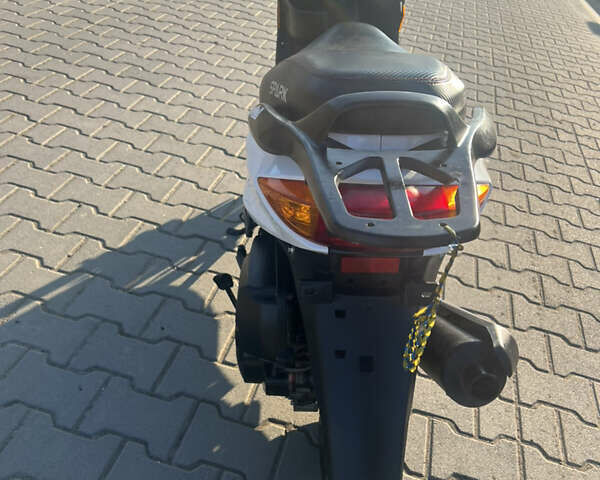 Білий Спарк SP 125, об'ємом двигуна 1.25 л та пробігом 2 тис. км за 832 $, фото 5 на Automoto.ua