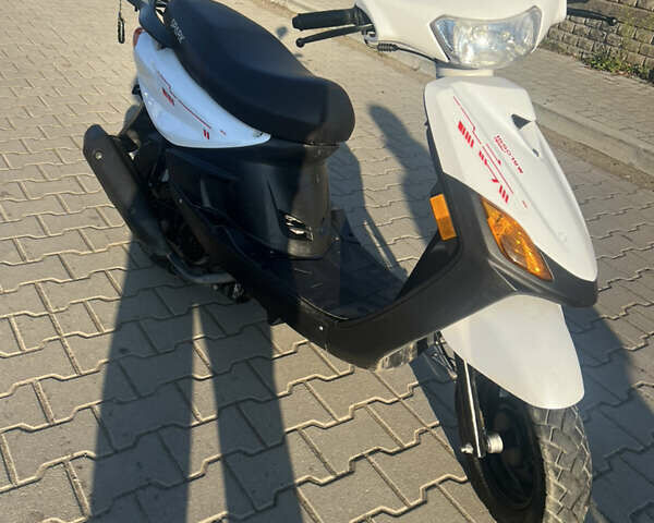 Білий Спарк SP 125, об'ємом двигуна 1.25 л та пробігом 2 тис. км за 832 $, фото 7 на Automoto.ua