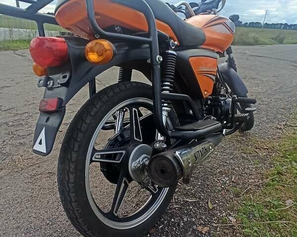 Оранжевый Спарк SP 125C-2X, объемом двигателя 0.12 л и пробегом 17 тыс. км за 400 $, фото 2 на Automoto.ua