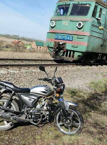 Серый Спарк SP 125C-2XWQ, объемом двигателя 0 л и пробегом 4 тыс. км за 539 $, фото 3 на Automoto.ua
