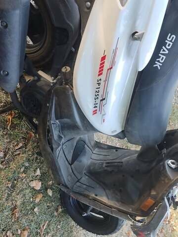 Белый Спарк SP 125R-21, объемом двигателя 0 л и пробегом 1 тыс. км за 500 $, фото 5 на Automoto.ua