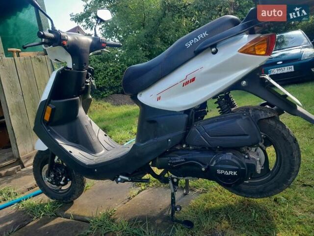 Спарк SP 125R, объемом двигателя 1.25 л и пробегом 23 тыс. км за 800 $, фото 2 на Automoto.ua