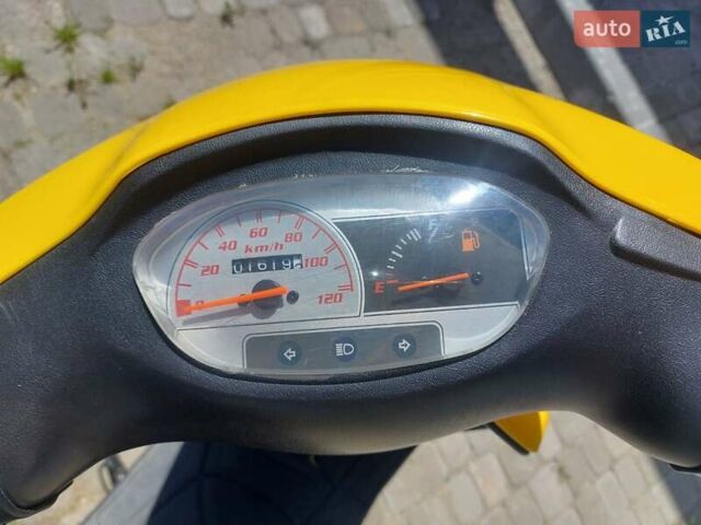 Желтый Спарк SP 125S-15, объемом двигателя 0.12 л и пробегом 1 тыс. км за 719 $, фото 5 на Automoto.ua
