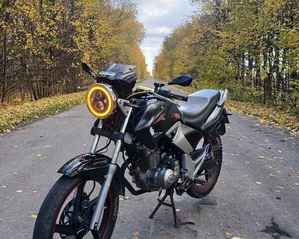 Спарк SP 150R-22 2017 у Хмельницькому на Automoto.ua Спарк SP 150R-22, об'ємом двигуна 0.15 л та пробігом 4 тис. км за 843 $, фото 9 на Automoto.ua