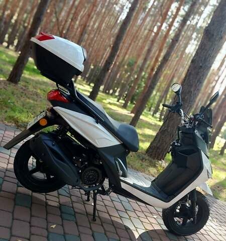 Белый Спарк SP 150S-19BN, объемом двигателя 0.15 л и пробегом 3 тыс. км за 774 $, фото 6 на Automoto.ua