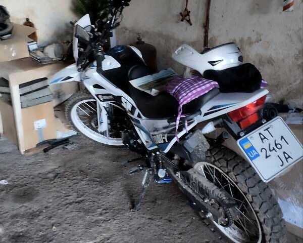Белый Спарк SP 200D1, объемом двигателя 0.2 л и пробегом 4 тыс. км за 1000 $, фото 2 на Automoto.ua